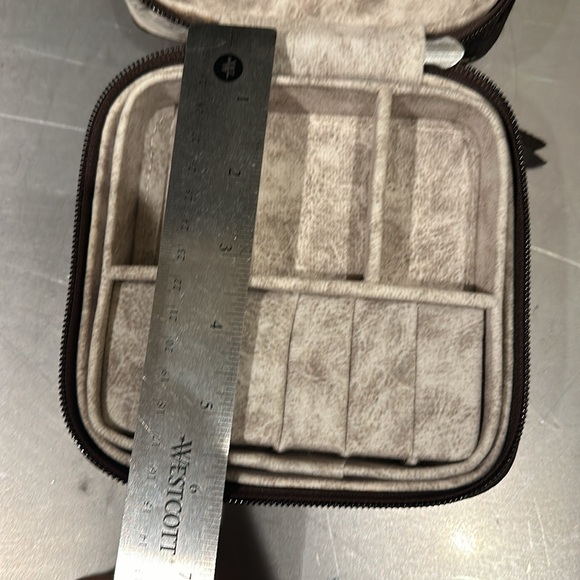 Cowhide Jewelry Case - Picture 7 of 7